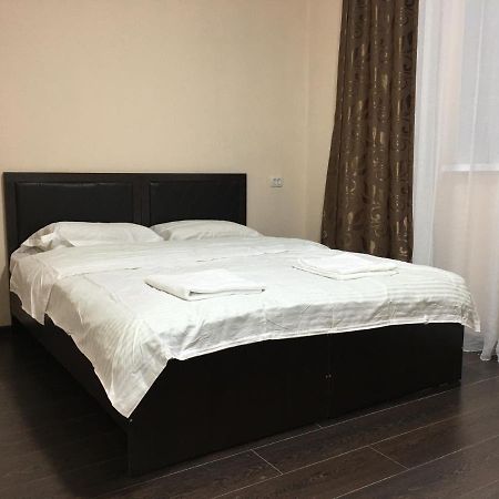 Adi Hotel ビシュケク エクステリア 写真